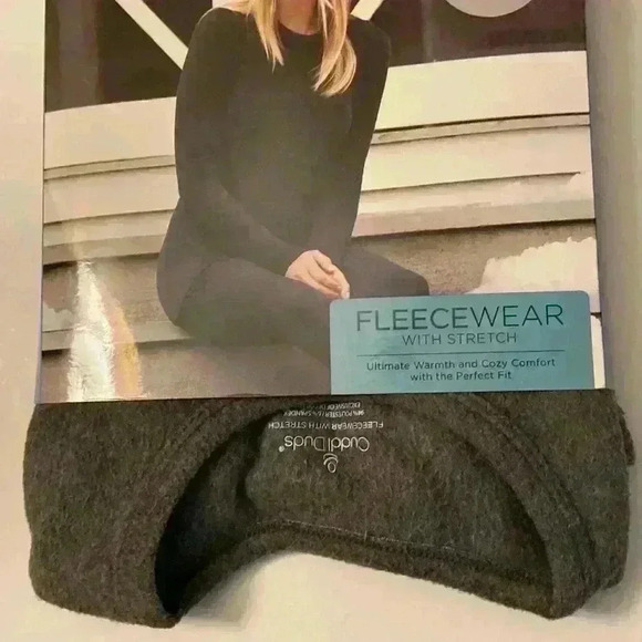 Cuddl Duds Woman’s Fleecewear With Stretch Long Sleeve Crew Grey XS NWT - Picture 3 of 4